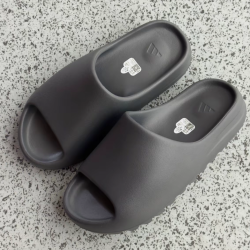 EM Sneakers Adidas Yeezy Slide Granite Gun Po Wder review layla rush