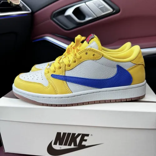 EM Sneakers Jordan 1 Retro Low × Travis Scott OG SP Canary review 