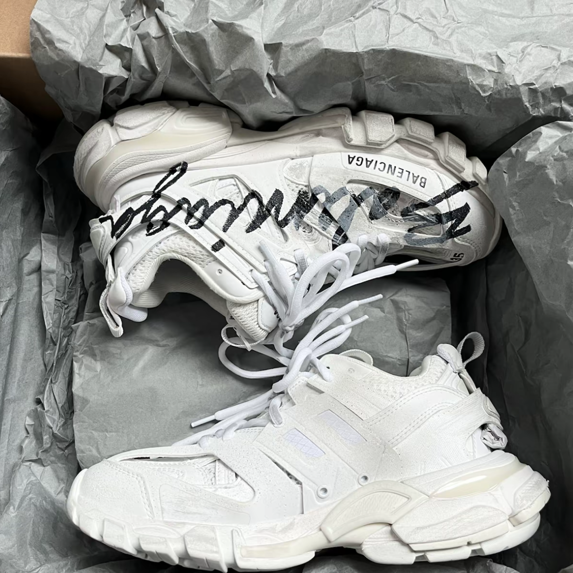 EM Sneakers  Balenciaga Track Sneaker Black Graffiti(Without LED) review 0