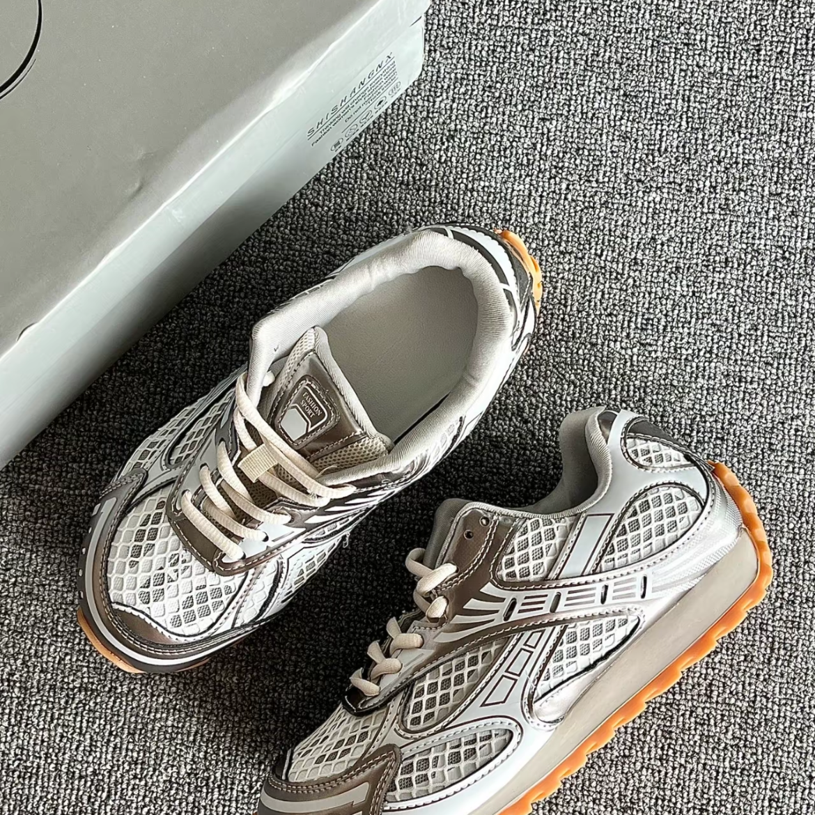 EM Sneakers Bottega Veneta Orbit Silver White review 0
