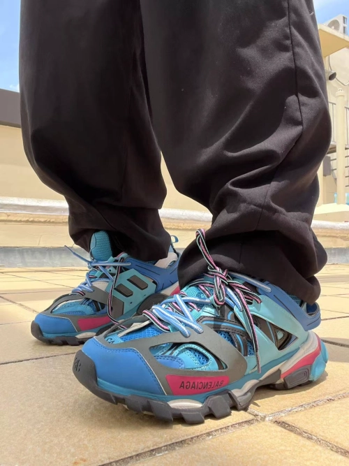EM Sneakers Balenciaga Track Sneaker Grey Blue(Without LED) reviewed by