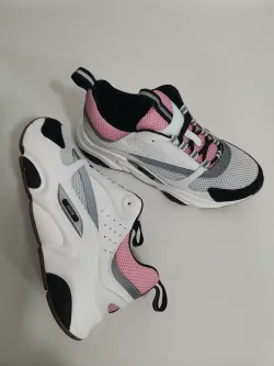 EM Sneakers Dior B22 Pale Pink White  review Kaden Moore 02
