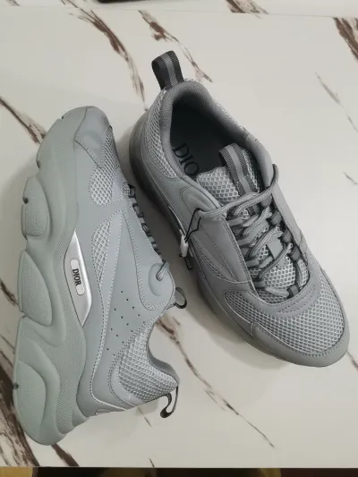 EM Sneakers Dior B22 Triple Grey  review Isaac Lefayt 01