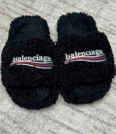 EM Sneakers Balenciaga Furry Slide Black review Josh Barnett