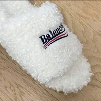 EM Sneakers Balenciaga Furry Slide White review 1