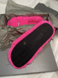 EM Sneakers Balenciaga Furry Slide Light Pink review 0