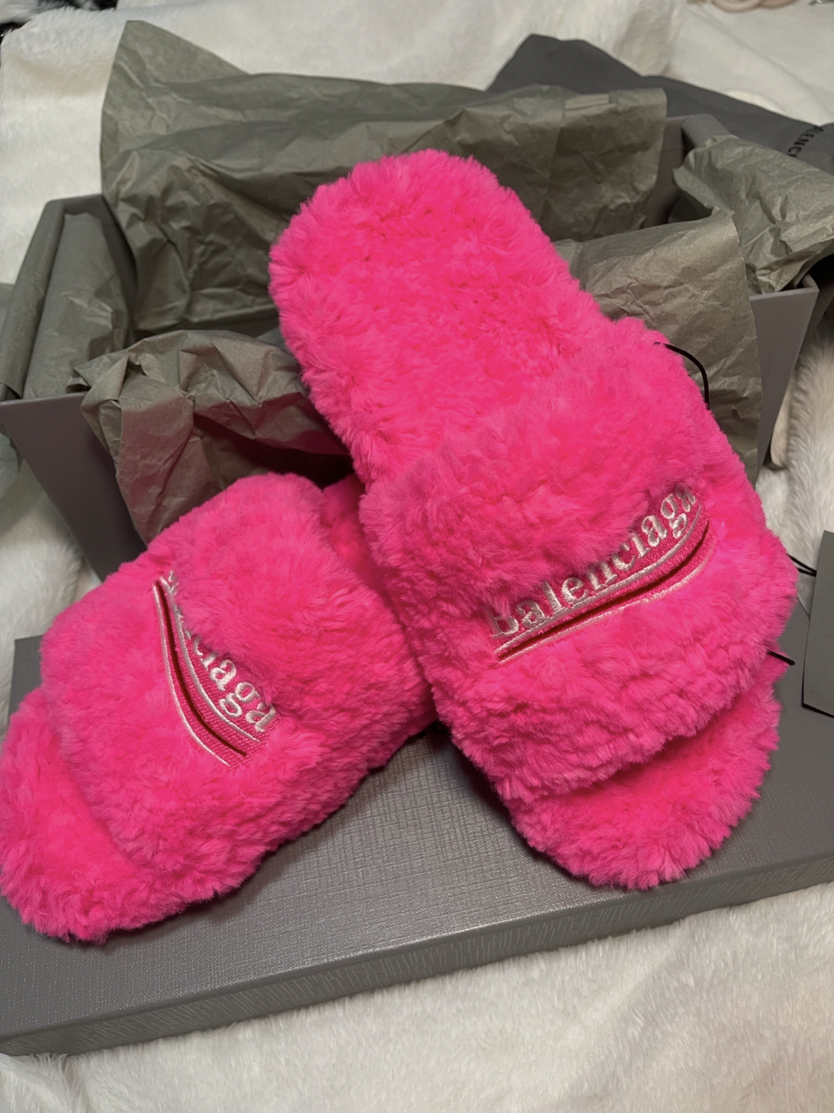 EM Sneakers Balenciaga Furry Slide Light Pink review 1