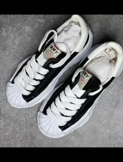 EM Sneakers Mihara Yasuhiro Blakey OG Sole Canvas Low Black No Logo NO.703 review YWEGT