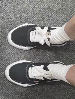 EM Sneakers Mihara Yasuhiro Baker OG Sole Canvas Low Black NO.715 review Tatyana Cale