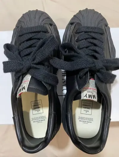 EM Sneakers Mihara Yasuhiro All Black Golde NO.751 review Andorko David
