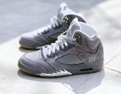 EM Sneakers Air Jordan 5 Retro Wolf Grey review Derion Tye