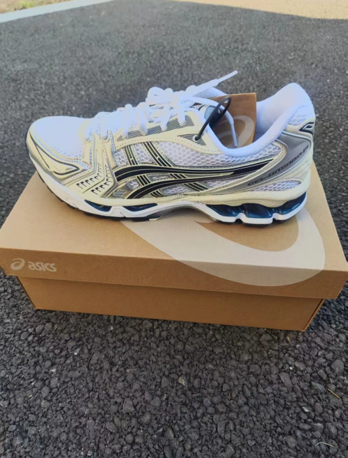 EM Sneakers ASICS Gel-Kayano 14 White Midnight review 