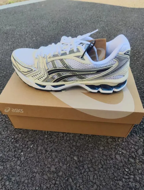 EM Sneakers ASICS Gel-Kayano 14 White Midnight review 