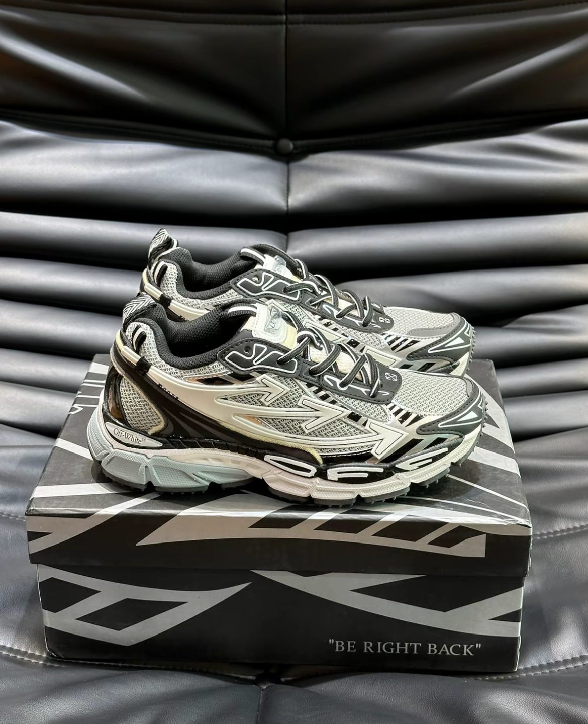 EM Sneakers OFF-WHITE Be Right Back Out Of Blue Silver White review Nyasia Rollins