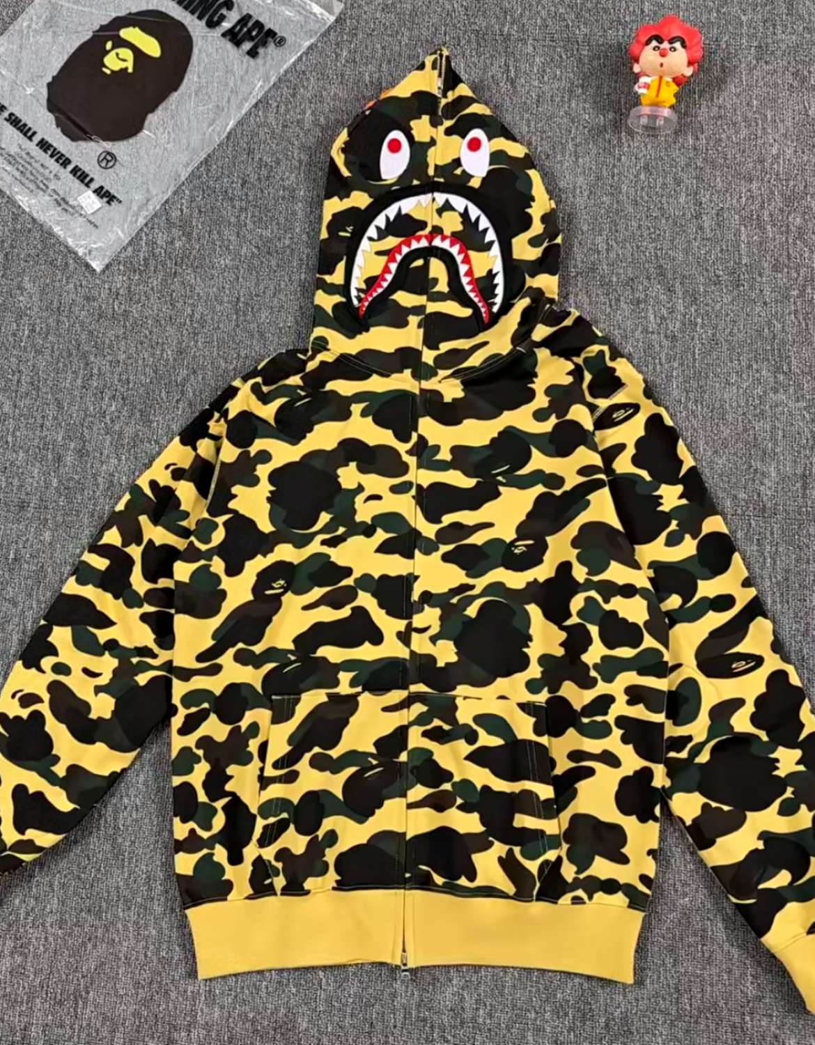 EM Sneakers BAPE 1st Camo Shark Full Zip Hoodie Yellow review 0