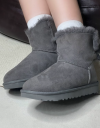 EM Sneakers UGG Mini Bailey Suede Bow Boot Grey review 0