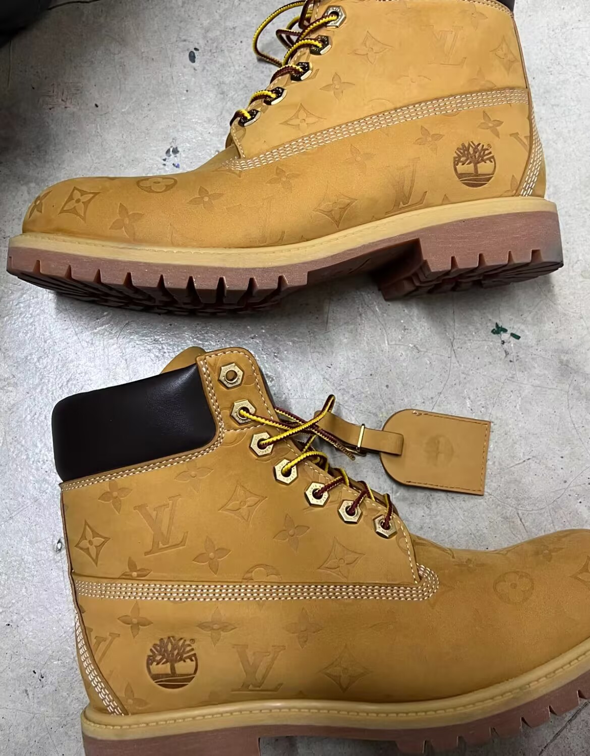 EM Sneakers Louis Vuitton ×Timberland 6