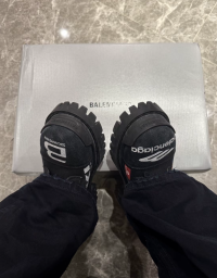 EM Sneakers Balenciaga Strike Boot Combat Co Branded Graffiti review 0