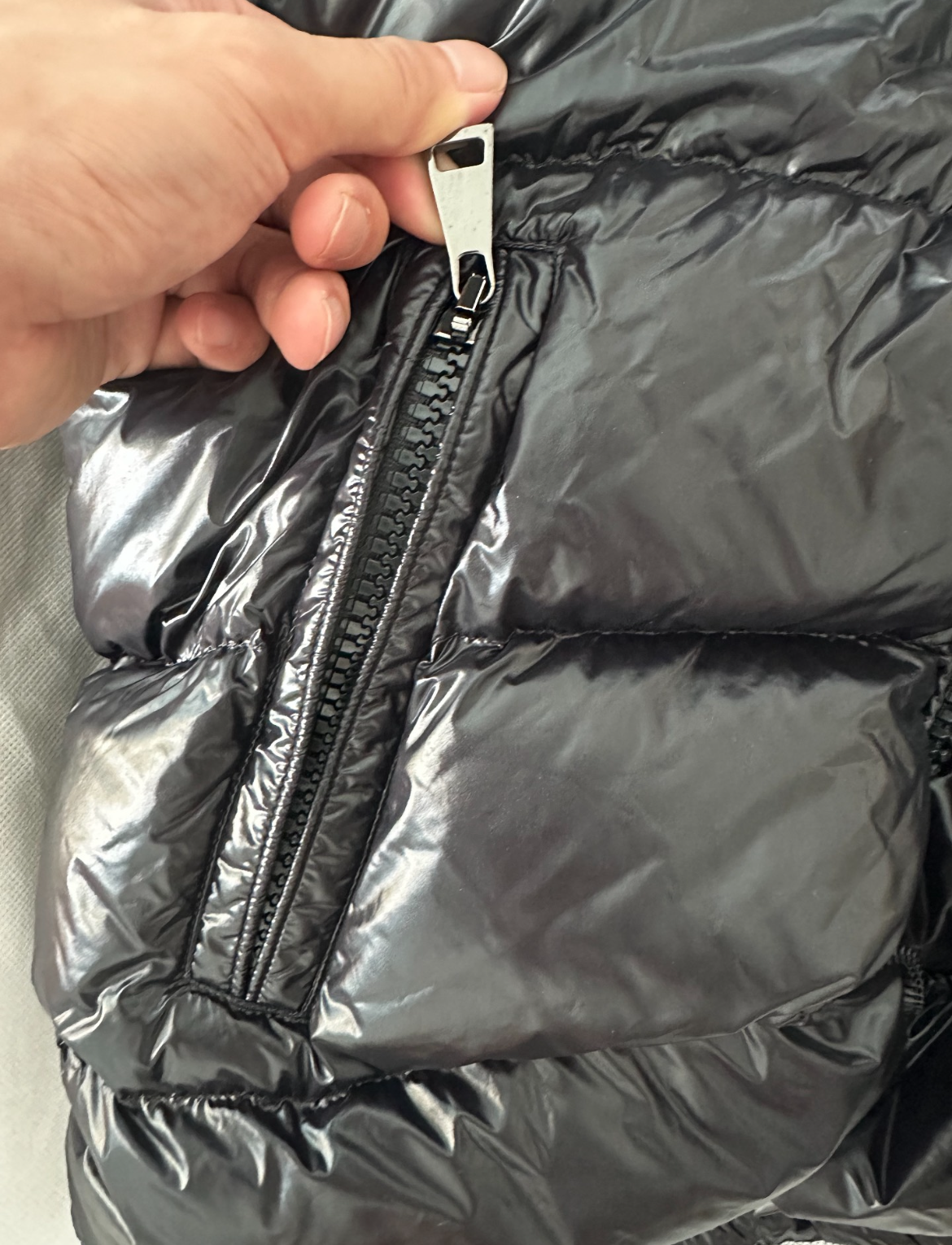 EM Sneakers Moncler Maya Classic Down Jacket Black review 8