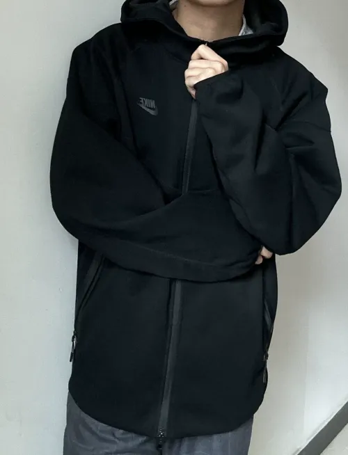 EM Sneakers Nike Sportswear Tech Fleece Full-Zip Hoodie & Joggers Set Dark Heather Black review 