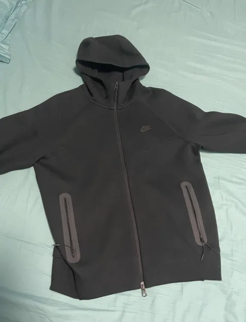 EM Sneakers Nike Sportswear Tech Fleece Full-Zip Hoodie & Joggers Set Dark Heather Black review 