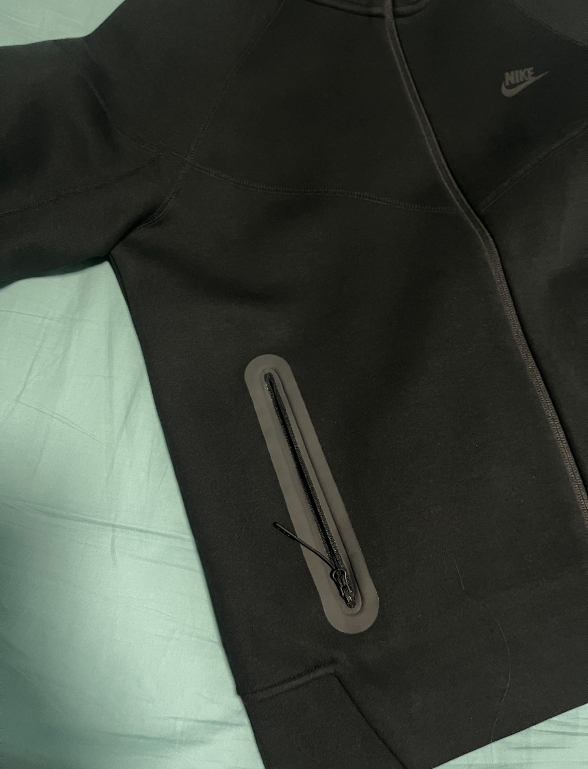 EM Sneakers Nike Sportswear Tech Fleece Full-Zip Hoodie & Joggers Set Dark Heather Black review 2