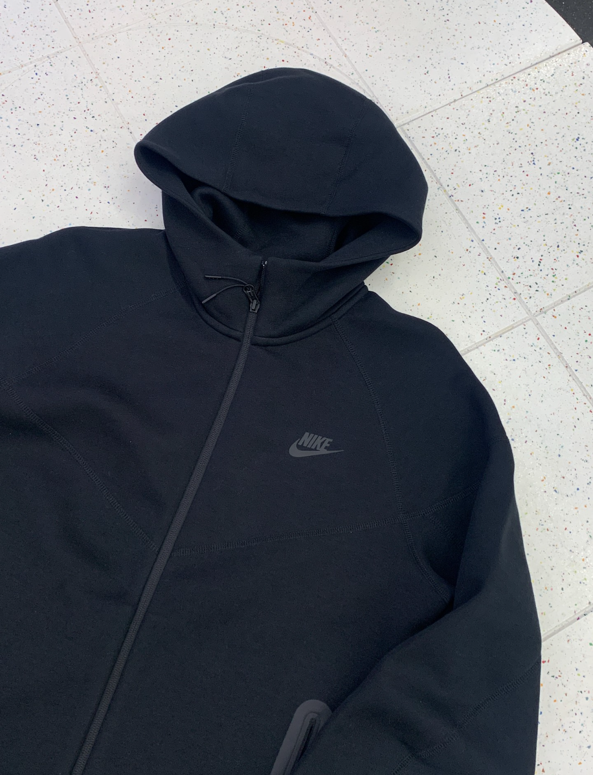 EM Sneakers Nike Sportswear Tech Fleece Full-Zip Hoodie & Joggers Set Dark Heather Black review 1