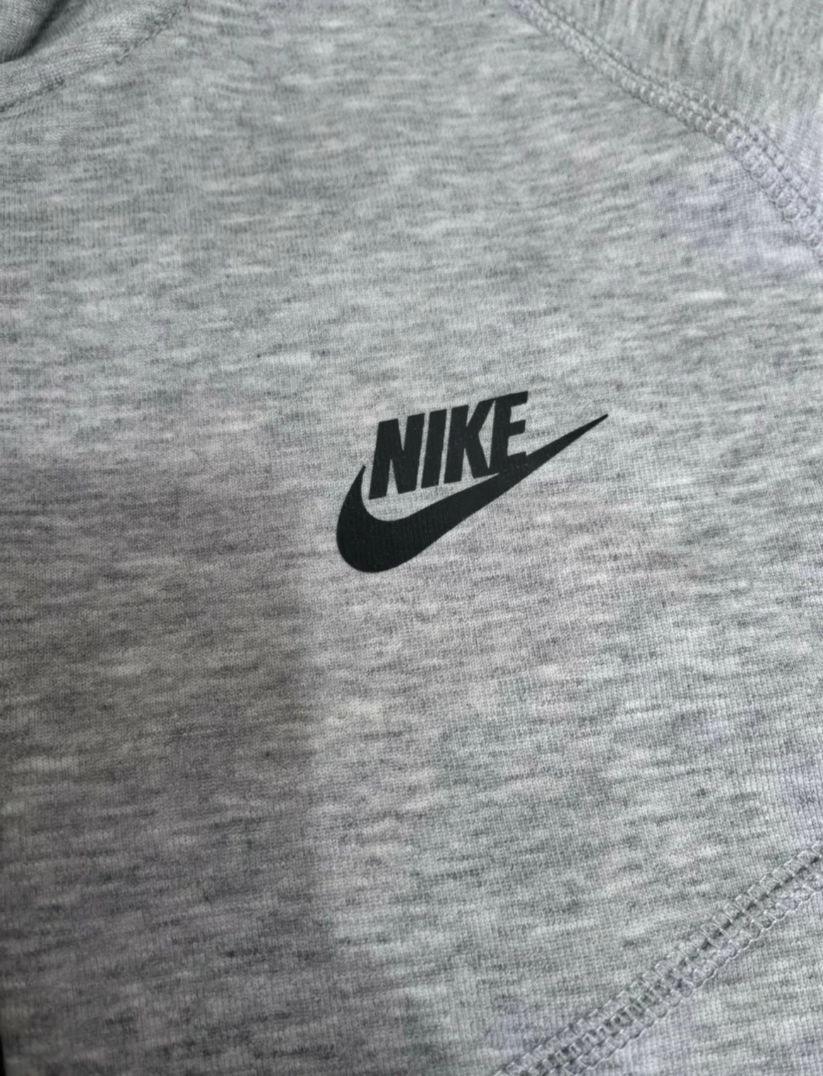 EM Sneakers Nike Sportswear Tech Fleece Full-Zip Hoodie & Joggers Set Dark Heather Gray review 2