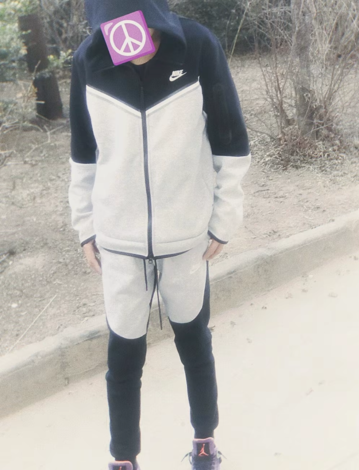 EM Sneakers Nike Sportswear Tech Fleece Full Zip Hoodie & Pant & Joggers Set Black and Gray Stitching review Shauna Farmer