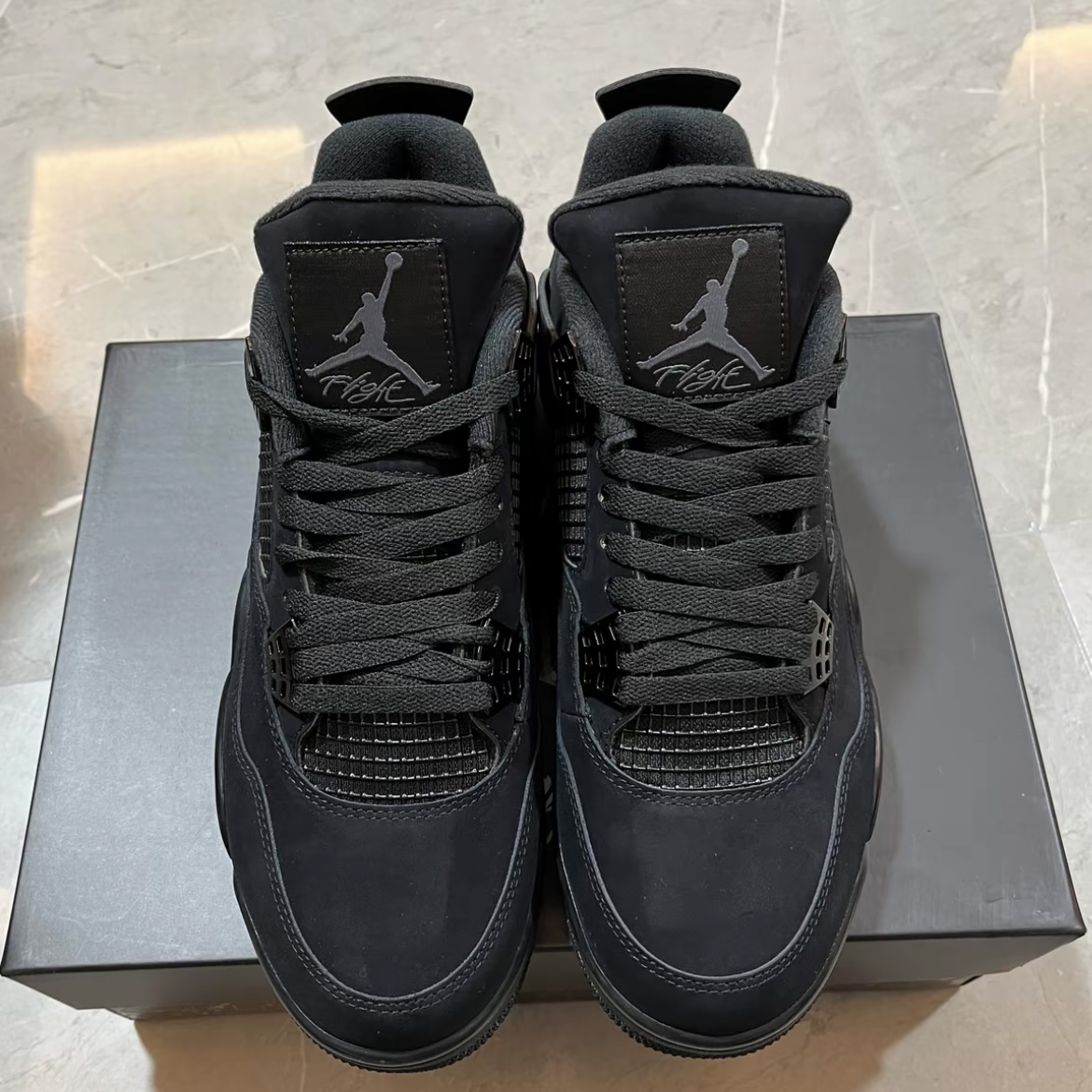 EM Sneakers Air Jordan 4 Black Cat (2025) review Jakeria Carter 01