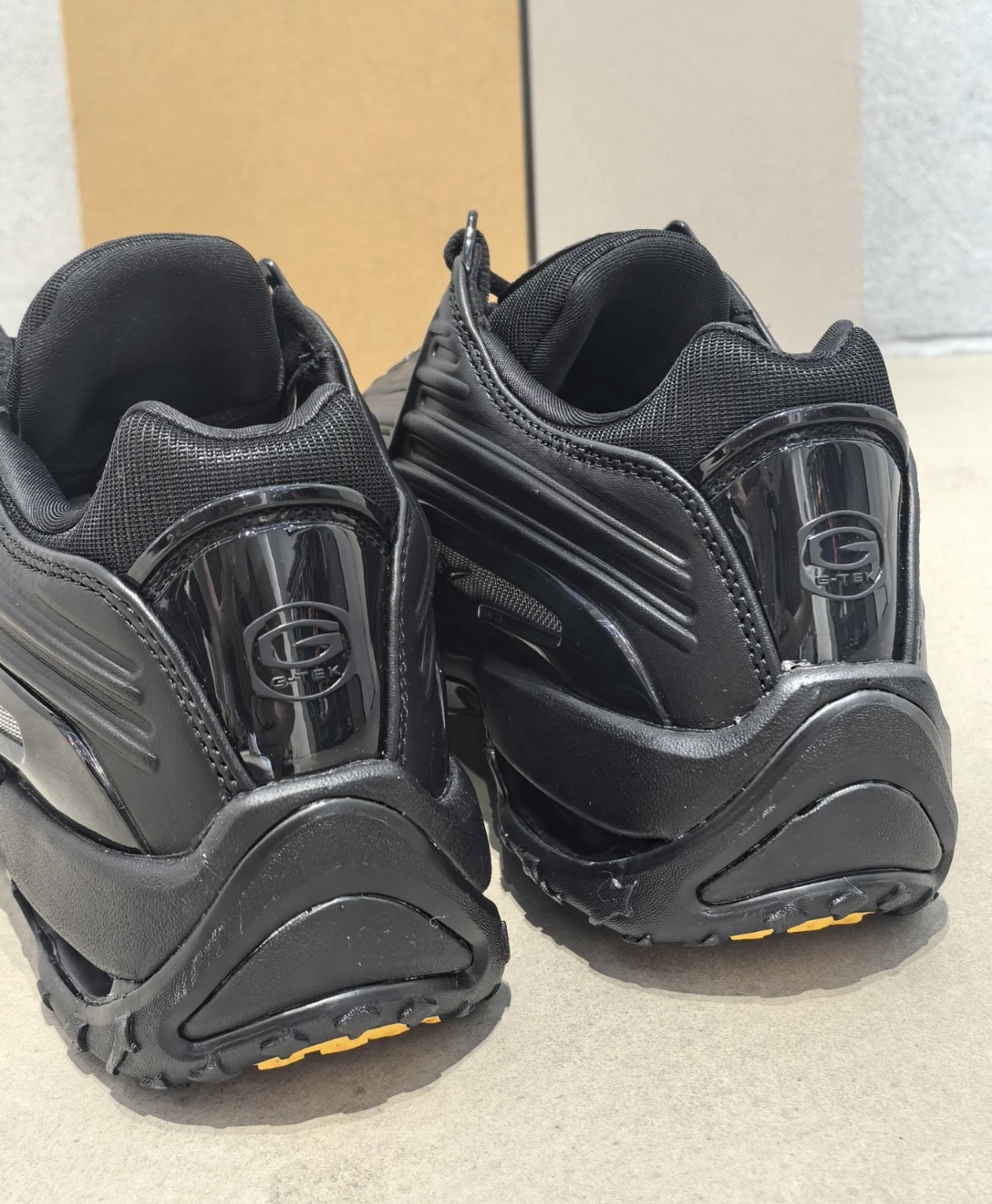 EM Sneakers Nike Nocta x Hot Step 2 Black review Mari Smith 02