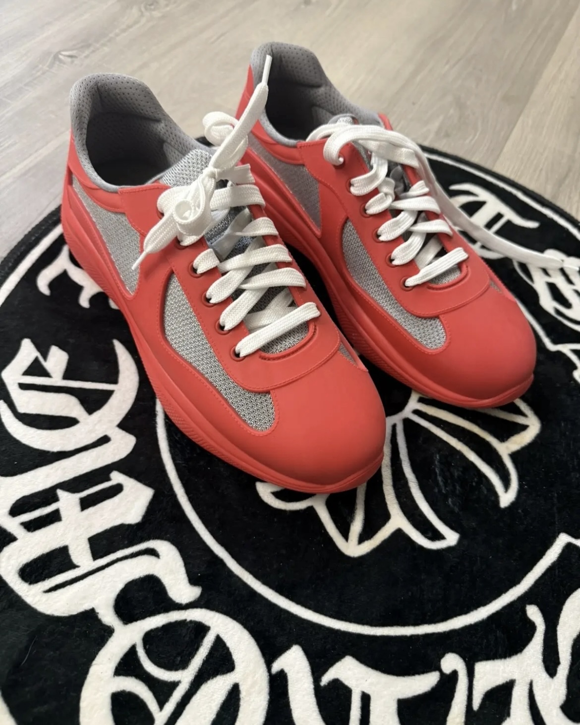 EM Sneakers Prada America's Cup Soft Rubber Red review Jahir Mateo 01