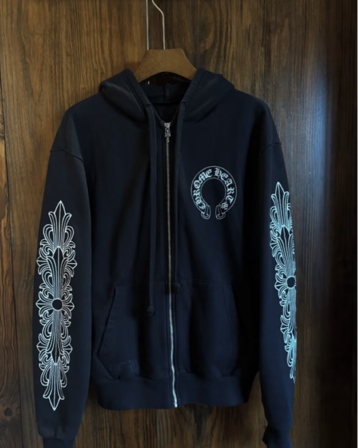 EM Sneakers Chrome Hearts Horseshoe Floral Cross-Sleeve Zip Up Hoodie Black White review 2