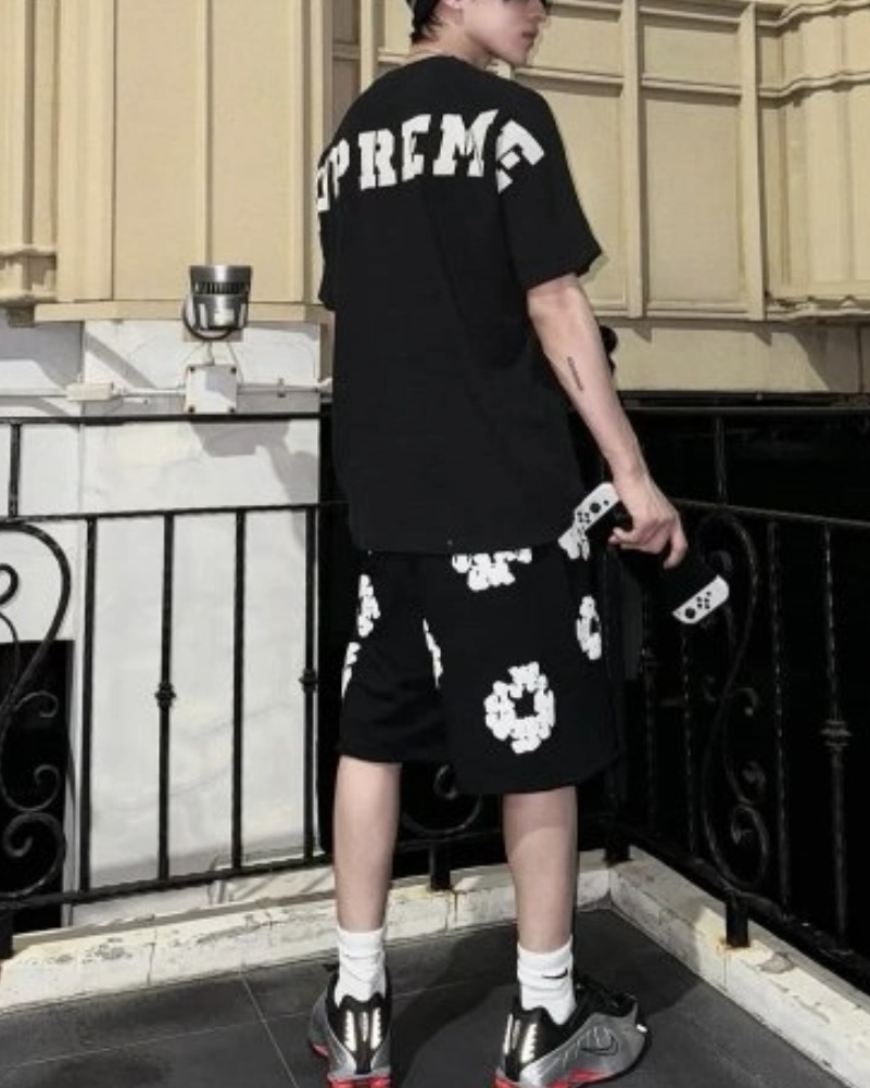 EM Sneakers Denim Tears The White Cotton Wreath Short Pant Black review Kennanrd Wooten