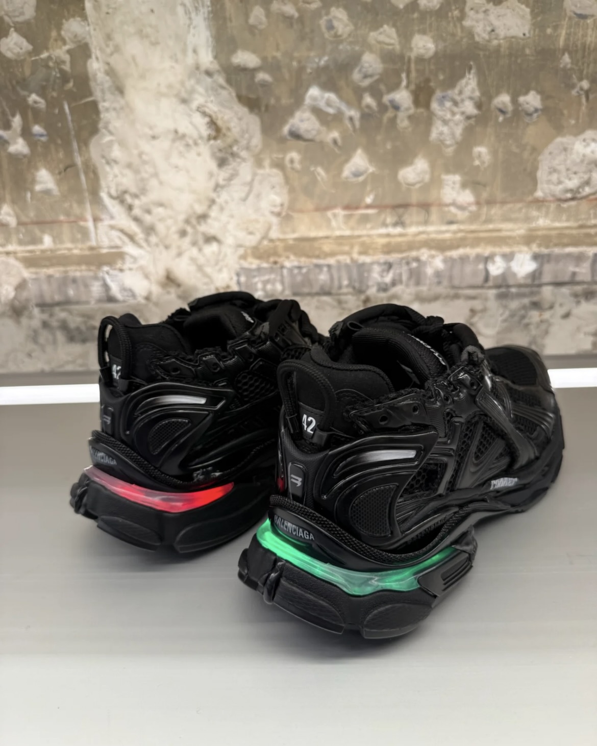 EM Sneakers Balenciaga Runner LED Sneaker in Black review Ansidm Shdhbt 00