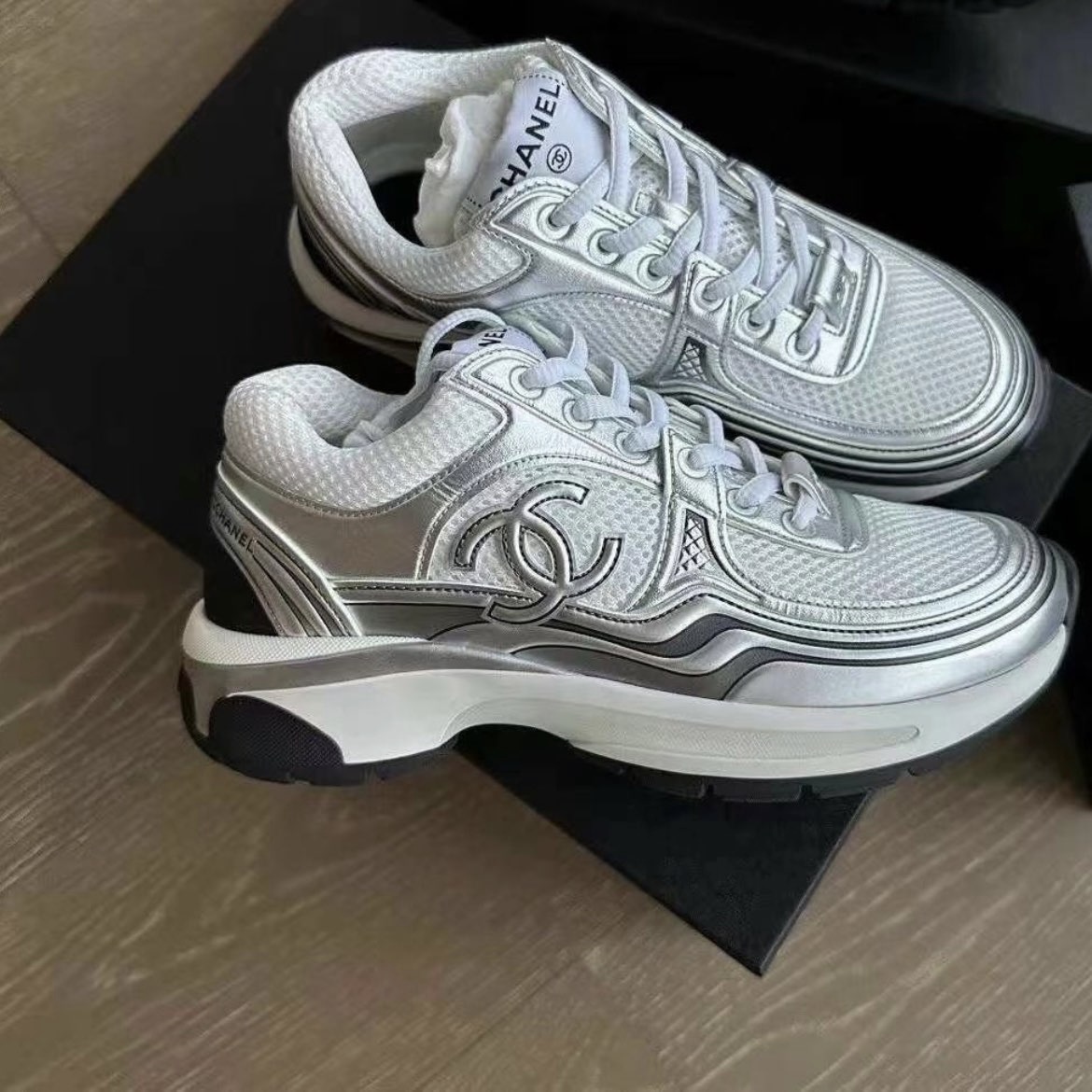 EM Sneakers Chanel Low Top Trainer Silver Black review Aniyah Caldwell