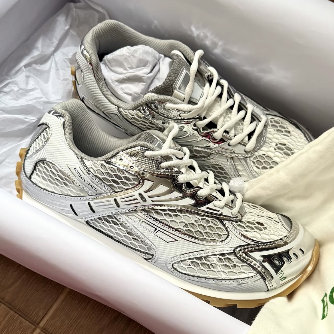 EM Sneakers BV(Botteg@) review Tyreak Roberts