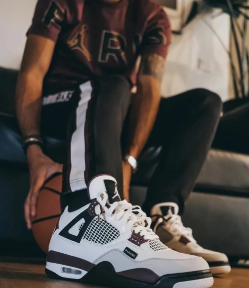 Nike Air Jordan 4 