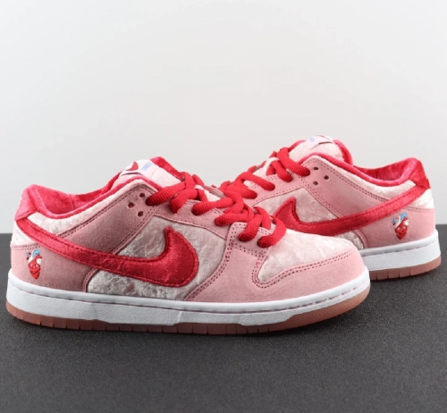 Nike SB & StrangLove | Say love to you!