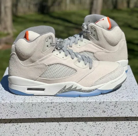 Air Jordan 5 Retro SE Craft “Light Orewood Brown” QC