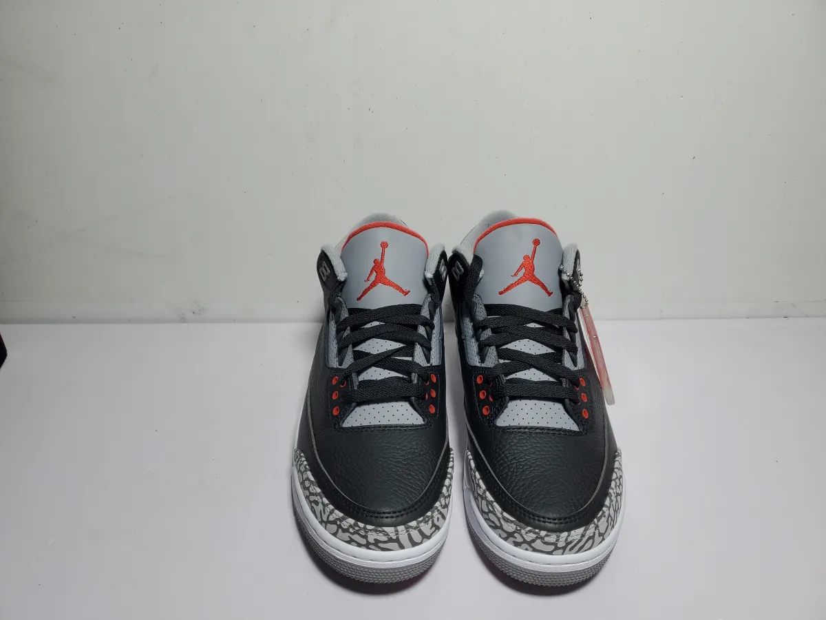 EMSneakers provides 1:1 reps Jordan 3 Retro Black Cement. There are reps Jordan 3 Retro Black Cement QC pictures.