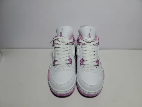 EM Sneakers QC Pictures | Jordan 4 Retro White Pink