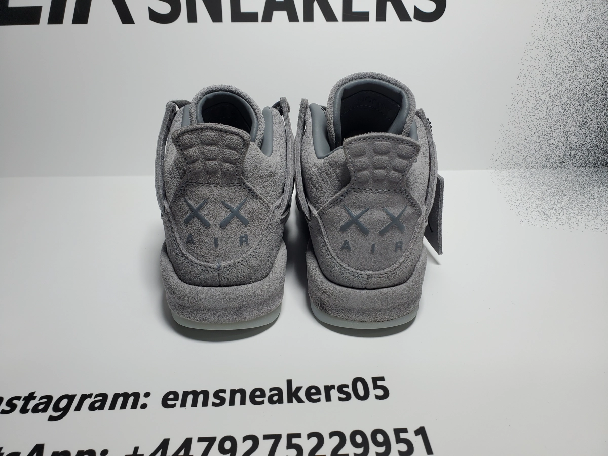 EM Sneakers QC pictures| Jordan 4 Retro Kaws