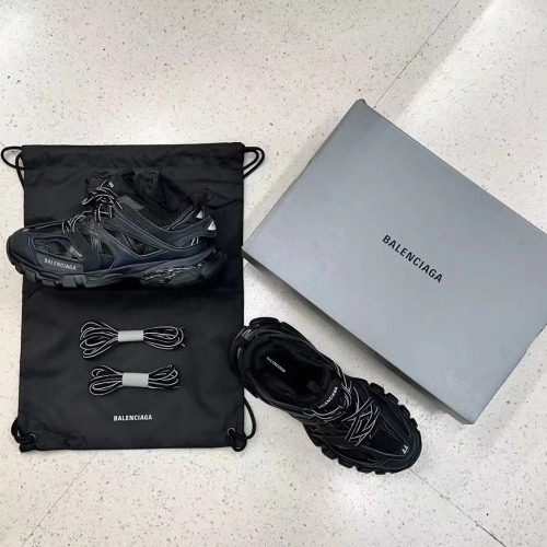 EM Sneakers Presents: The Definitive Balenciaga Track Black (Without LED) 542436 W1GB1 1000 Replica