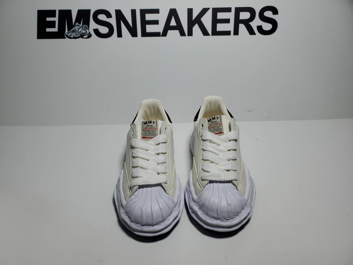 EM Sneakers QC | Mihara Yasuhiro Blakey OG Sole Leather Low White NO.702