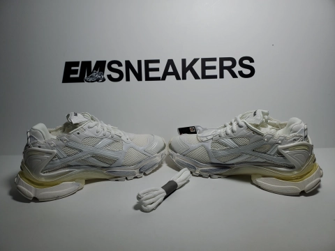 EM Sneakers QC | Balenciaga Runner Sneaker White