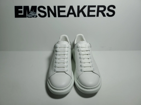 EM Sneakers QC | Alexander McQueen Sneaker Gray Velvet
