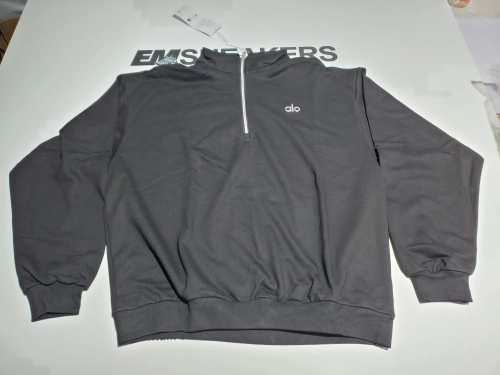 EM Sneakers QC | Alo Yoga Accolade 1/4 Zip Pullover Black