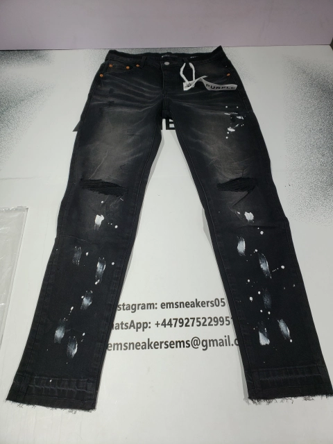 EM Sneakers QC | PUR Jeans #9002