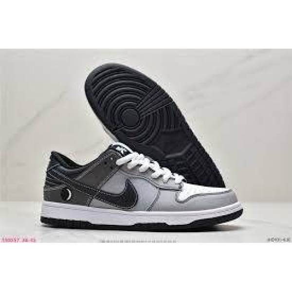  Fake Nike  SB Dunk Low Lunar Eclipse 313170-002